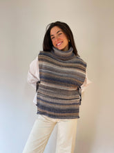 Load image into Gallery viewer, Mia Blue tabard

