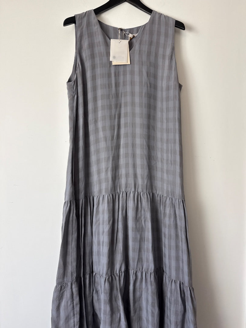 modern rarity grey drop waist v neck checked dress, Size 14