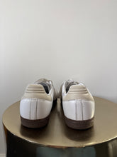 Load image into Gallery viewer, adidas White and cream Samba trainers, Size 6
