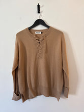 Load image into Gallery viewer, Homespun Oatmeal Criss cross cashmere sweater, Size M

