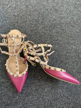 Load image into Gallery viewer, Valentino Pink Studded kitten heels, Size 38.5

