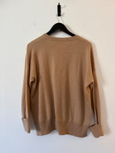 Load image into Gallery viewer, Homespun Oatmeal Criss cross cashmere sweater, Size M
