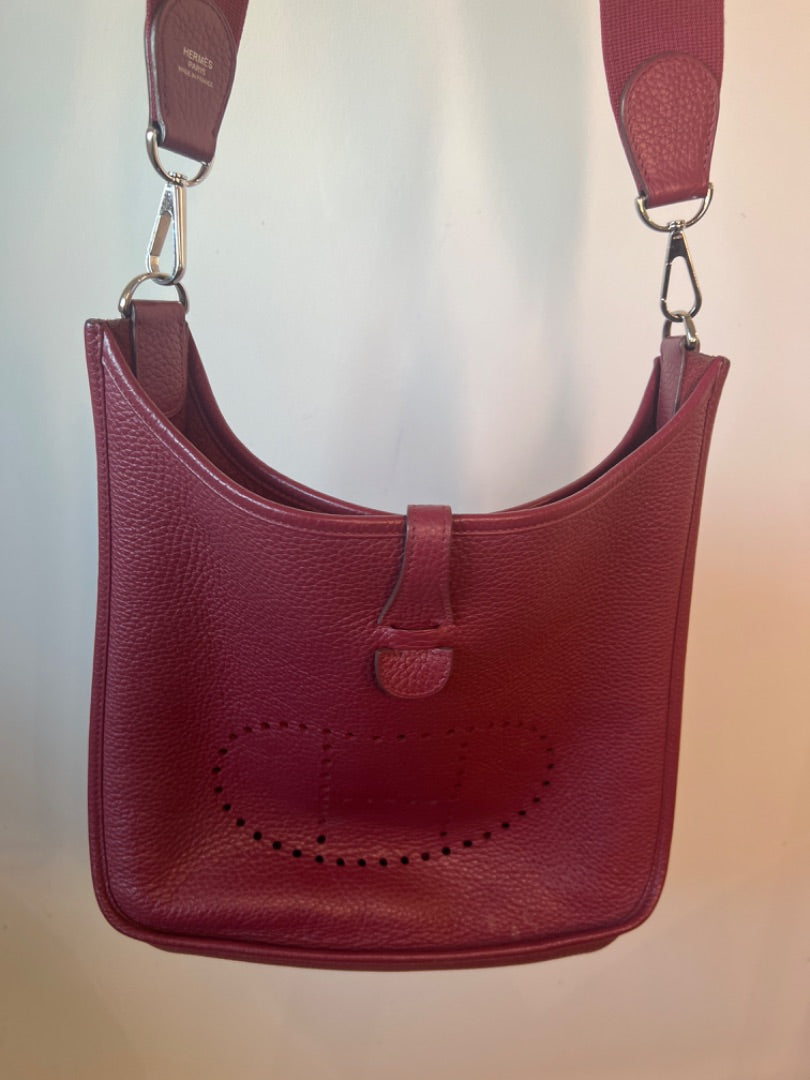 Hermes Cherry Red Evelyne 29 Handbag, Size