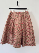 Load image into Gallery viewer, Prada Pink Rosebud skirt, Size 46
