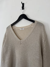 Load image into Gallery viewer, Majestic Filatures Silver Lurex v neck, Size 3
