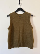Load image into Gallery viewer, Soeur Olive Crewneck vest, Size 2
