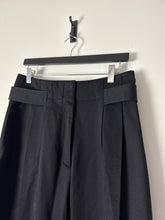 Load image into Gallery viewer, Toteme black double pleated cotton trousers, Size 42
