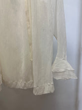 Load image into Gallery viewer, See by Chloe Ivory Cheesecloth top, Size 40

