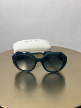 Load image into Gallery viewer, Carven Blue Blue tinted sunglasses, Size
