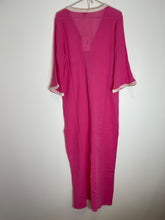 Load image into Gallery viewer, Ambas Italy Raspberry Long Tunic, Size 3
