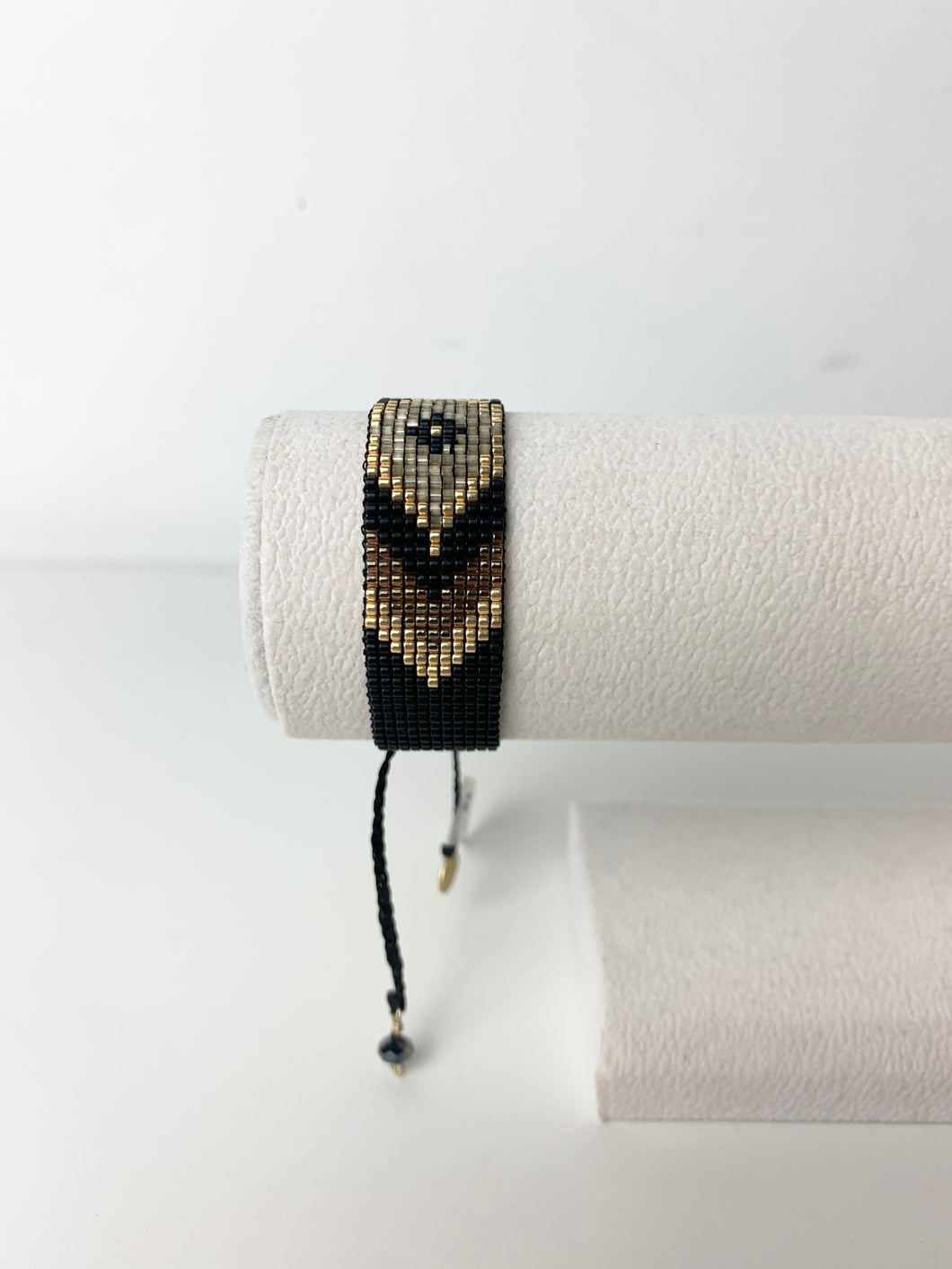 Mishky Peeky Black and Gold Beaded Bracelet