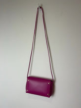 Load image into Gallery viewer, Massimo Dutti Pink Envelope cross body bag, Size S
